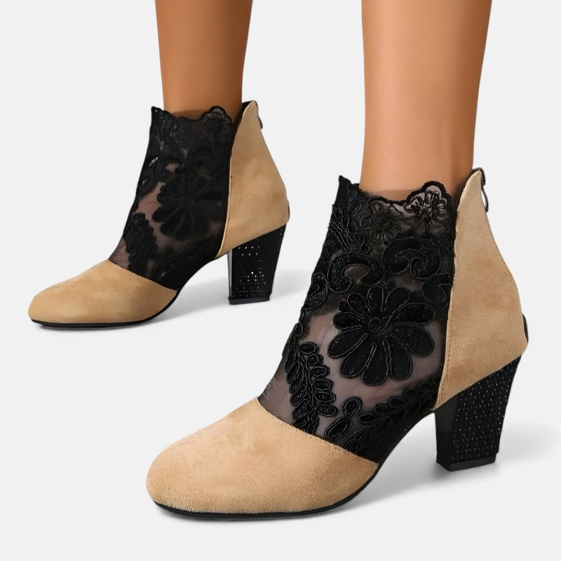 Julianna | Ortopéd Elegáns Magassarkú