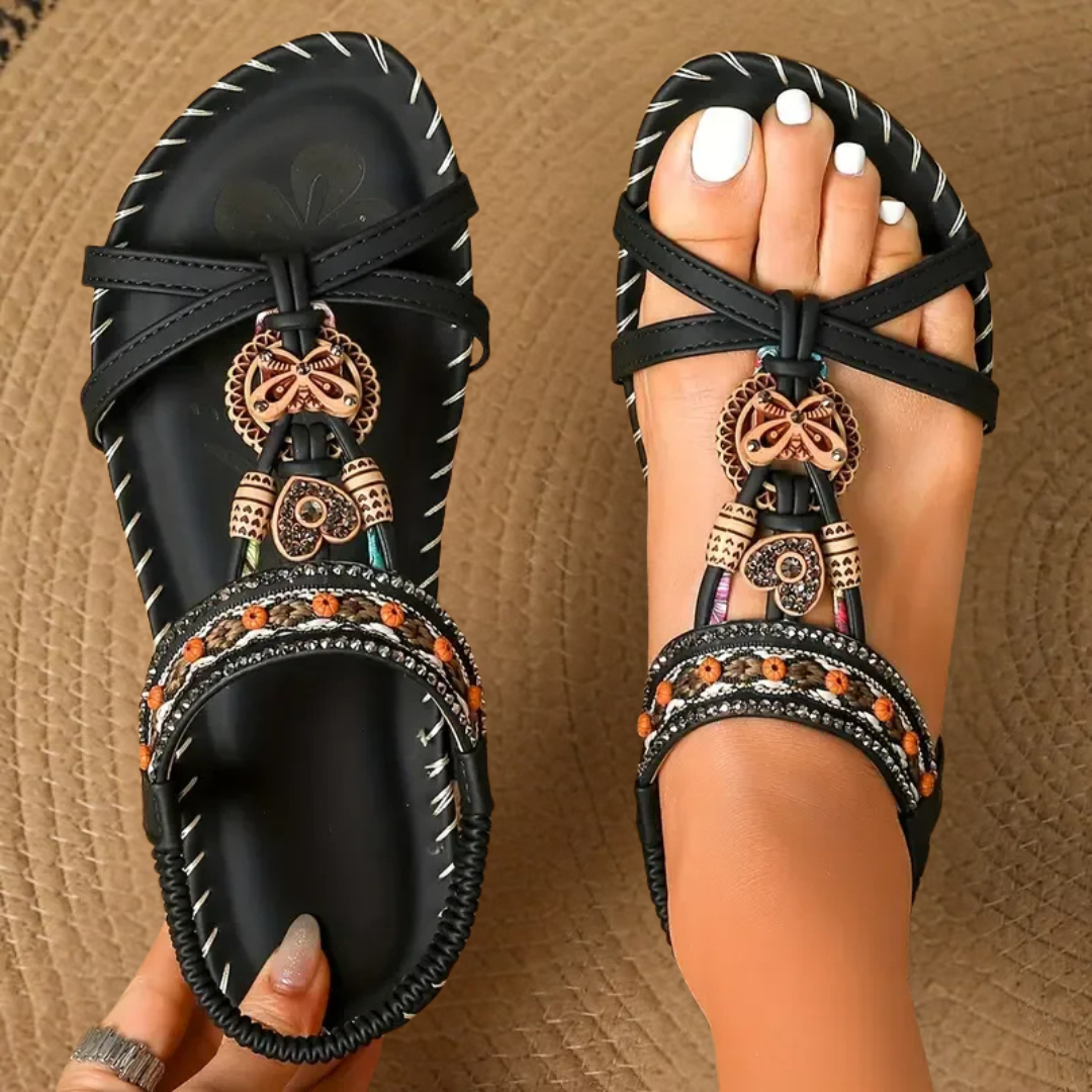 Nada™ – Ortopéd szandálok Ibiza stílusban a kényelem és elegancia érdekében.