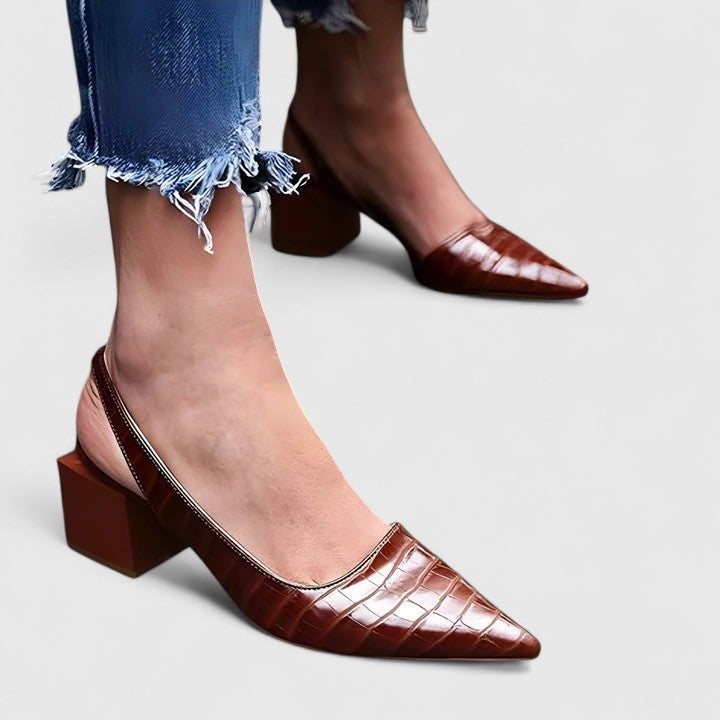 Bözse | Stílusos Elegáns Magassarkú