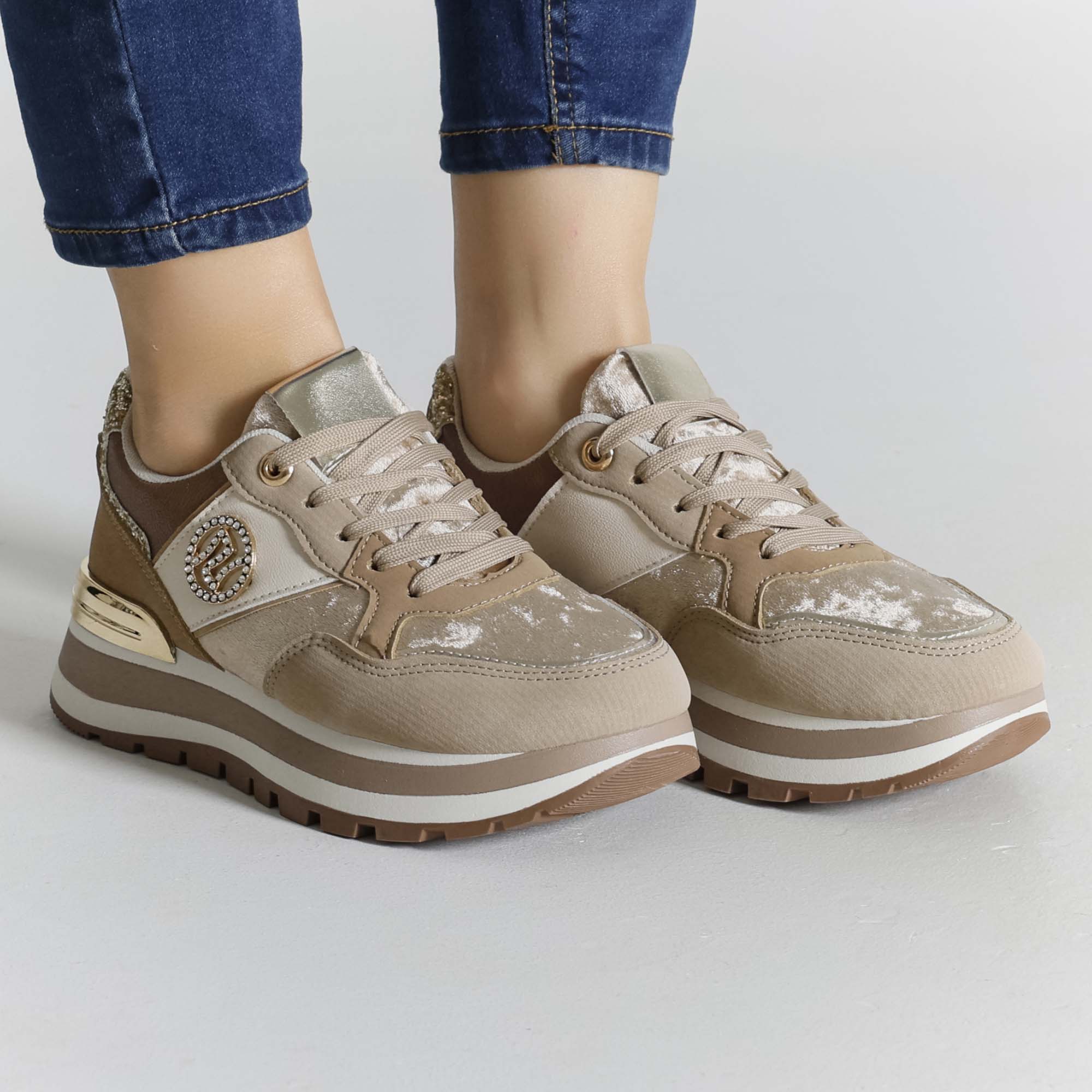 Anita - Sneaker Divat Női