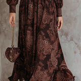 Ariane | Paisley Maxi Ruha – Derékkiemelő, Nőies Fazon